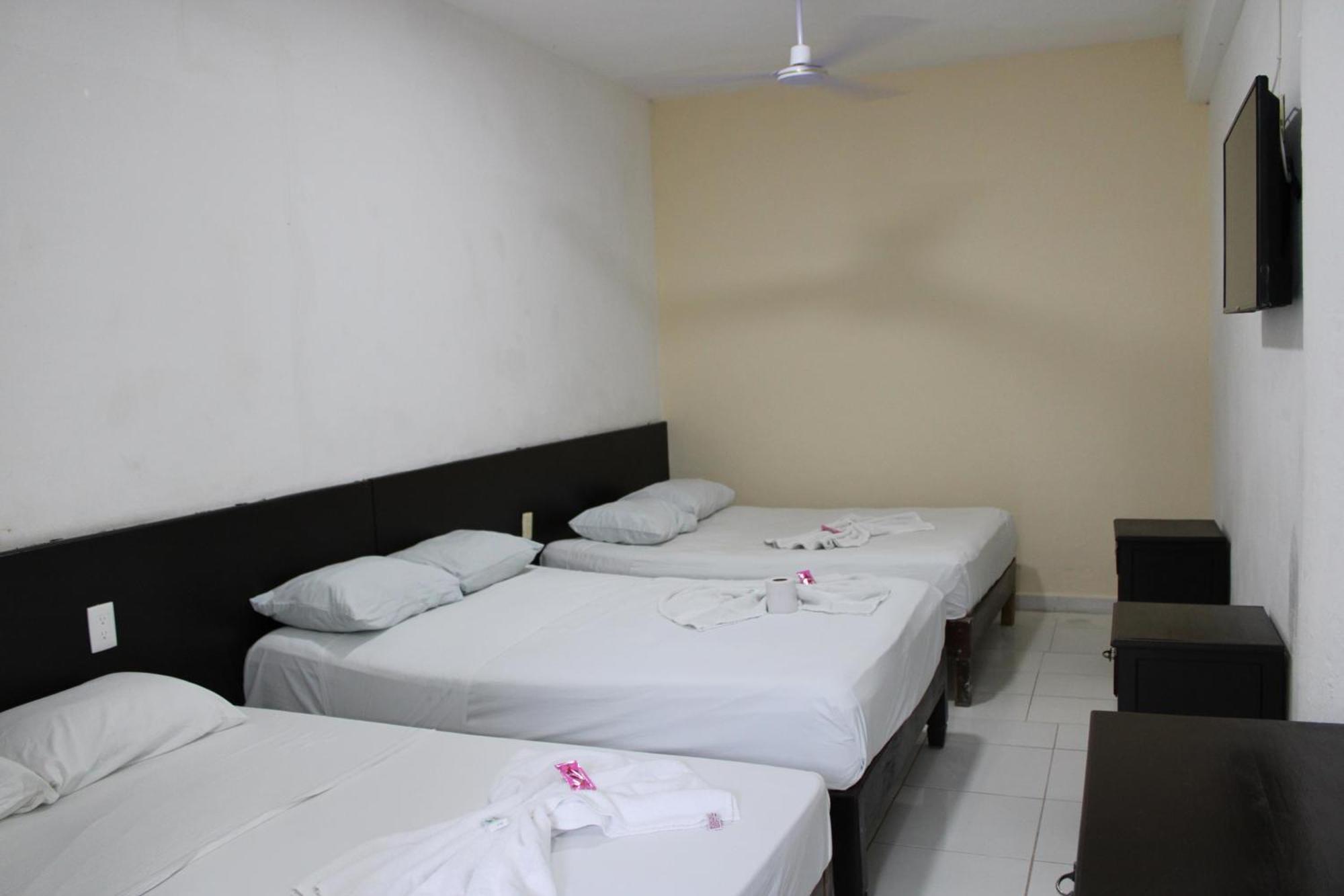 Oyo Hotel Colibri تْشيتومال المظهر الخارجي الصورة