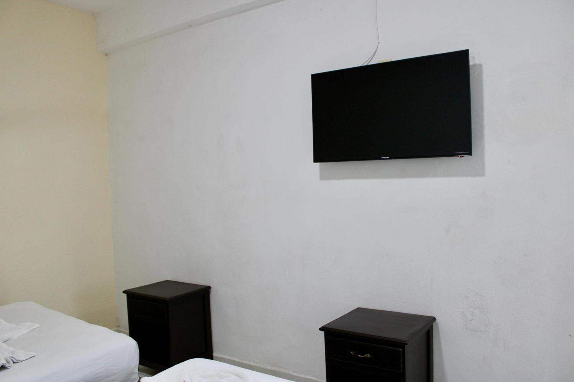 Oyo Hotel Colibri تْشيتومال المظهر الخارجي الصورة
